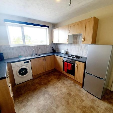 Rayleigh Town Centre 3 Bedroom Apartment Eksteriør billede