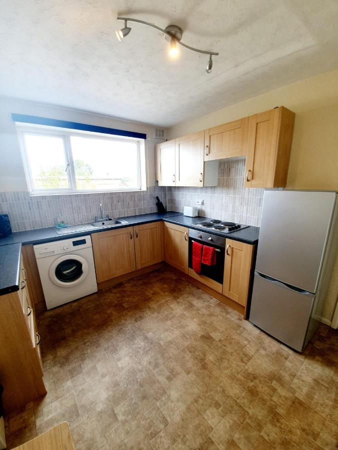 Rayleigh Town Centre 3 Bedroom Apartment Eksteriør billede